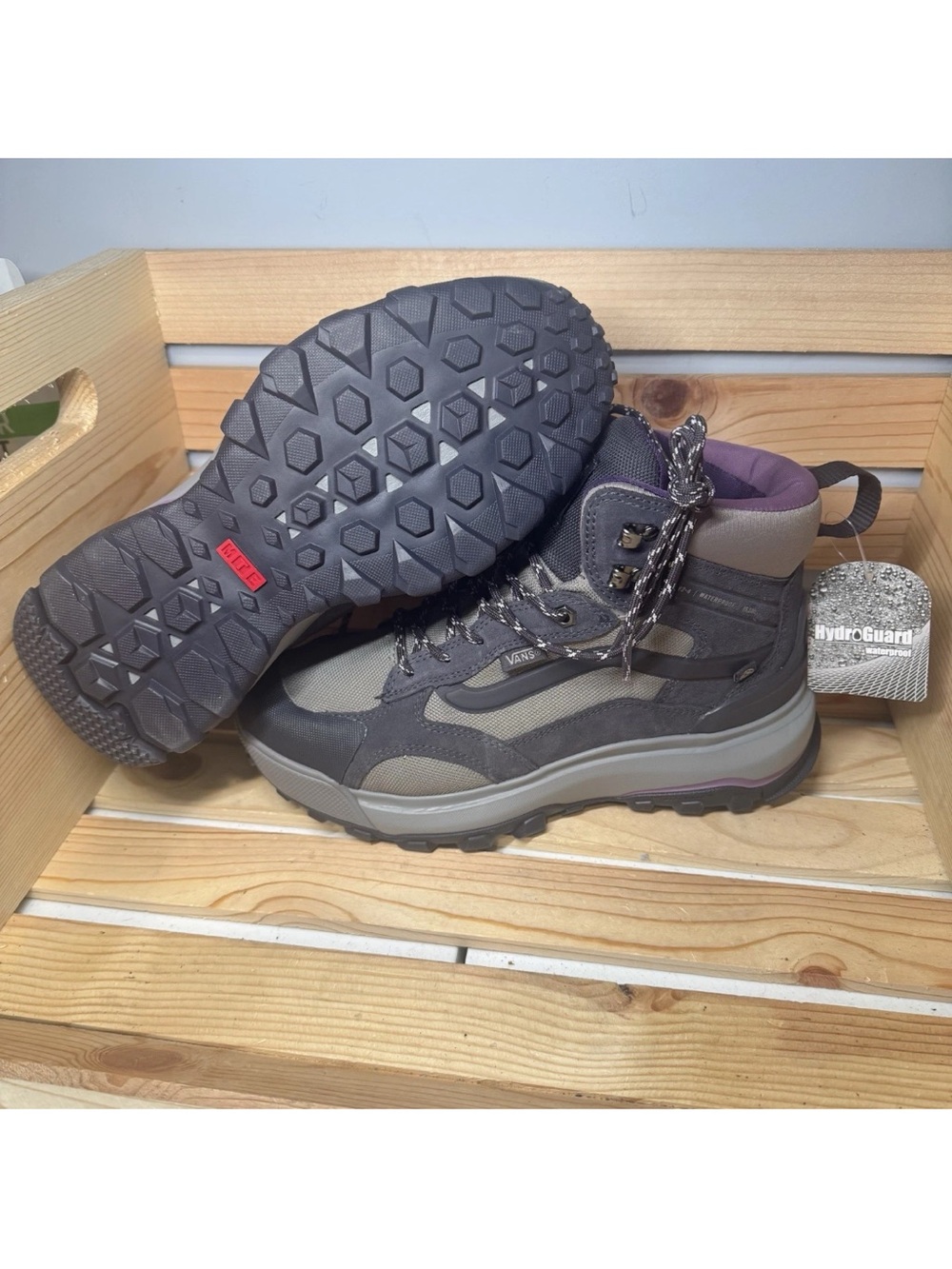 Vans MTE Crestline HydroGuard Waterproof Boots VN000CVQBFB Mens 8 Wmns 9.5 NEW